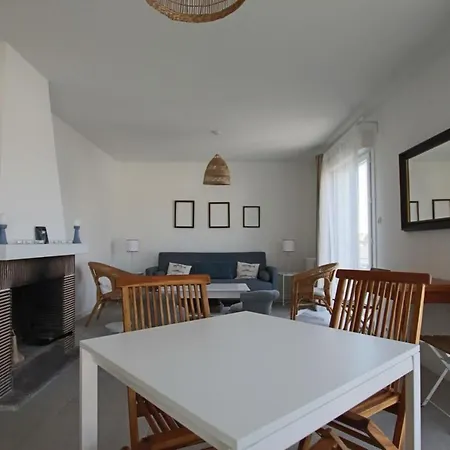 For 10 People With Sea View Villa *