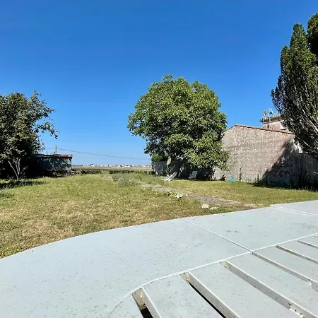 Villa For 10 People With Sea View Bourcefranc
