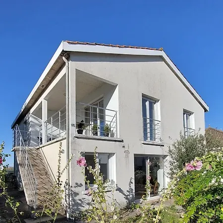For 10 People With Sea View Villa Bourcefranc